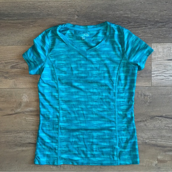 2 TALL Medium/Large Workout Tops - Picture 3 of 3